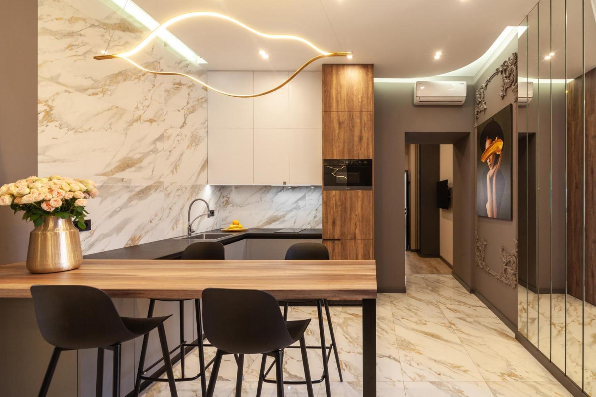 Royal Apartment On Gorodotska 33 Street Lwów Zewnętrze zdjęcie